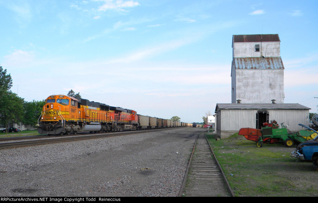 BNSF 9867